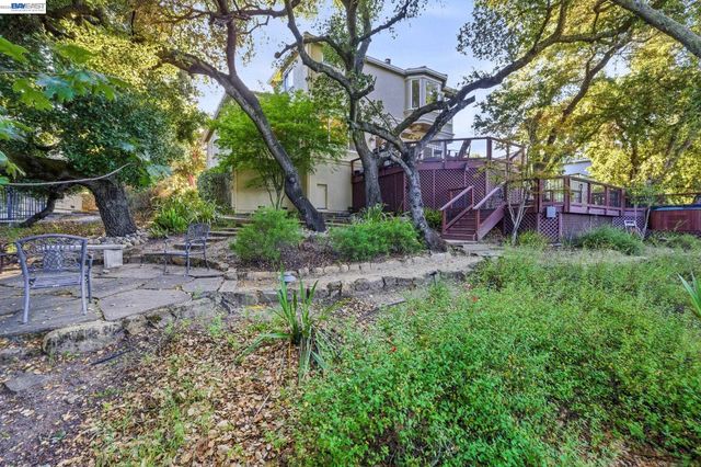 8411 Goldenrod Cir, Gilroy, CA 95020