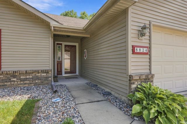 8824 Eventer Trail, Fort Wayne, IN 46825