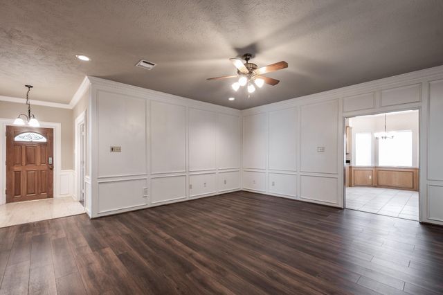 19830 Atascocita Pines Drive, Humble, TX 77346