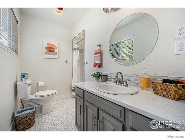 706 W 29th Street, Loveland, CO 80538