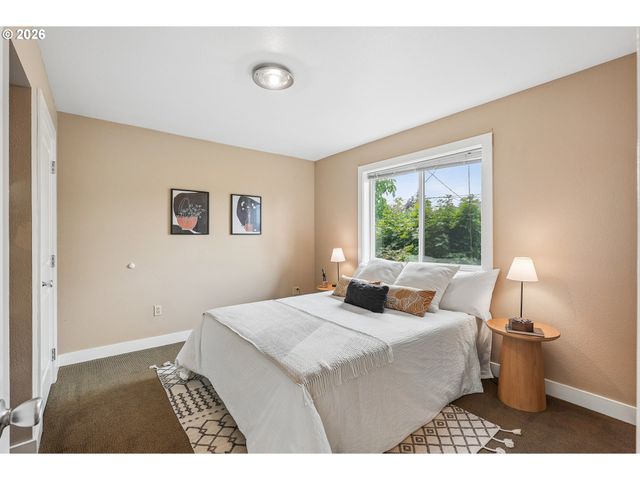 4934 Ne 32ND Pl, Portland, OR 97211