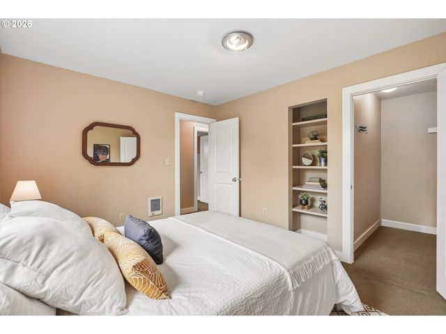 4934 Ne 32ND Pl, Portland, OR 97211