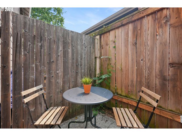 4934 Ne 32ND Pl, Portland, OR 97211