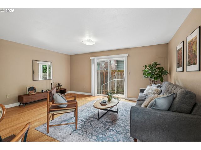 4934 Ne 32ND Pl, Portland, OR 97211