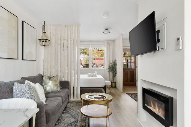 4731 Colie Morse Lane, North Charleston, SC 29405