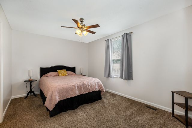 452 Carter Rd, Clarksville, TN 37042