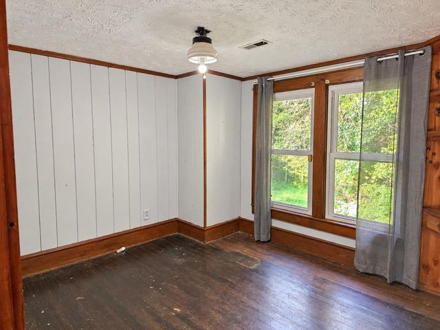 230 Rock Ave, Ironton, OH 45638
