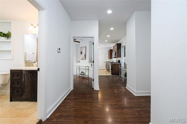 7101 Lindenwood Place, St Louis, MO 63109