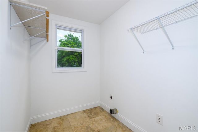7101 Lindenwood Place, St Louis, MO 63109