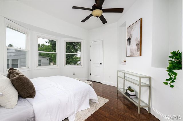 7101 Lindenwood Place, St Louis, MO 63109