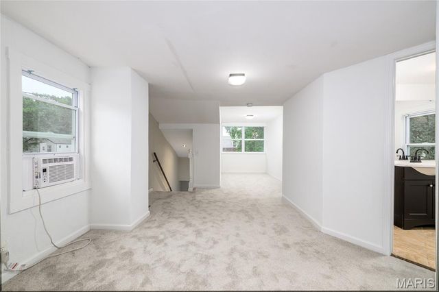 7101 Lindenwood Place, St Louis, MO 63109
