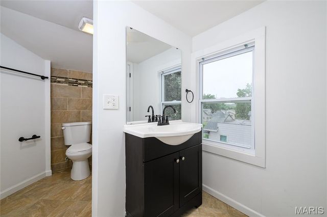 7101 Lindenwood Place, St Louis, MO 63109