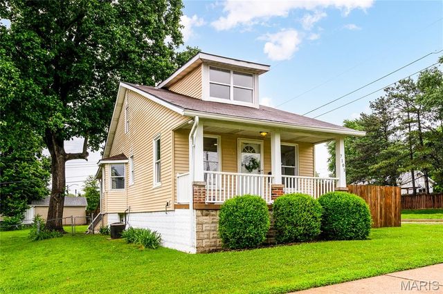 7101 Lindenwood Place, St Louis, MO 63109