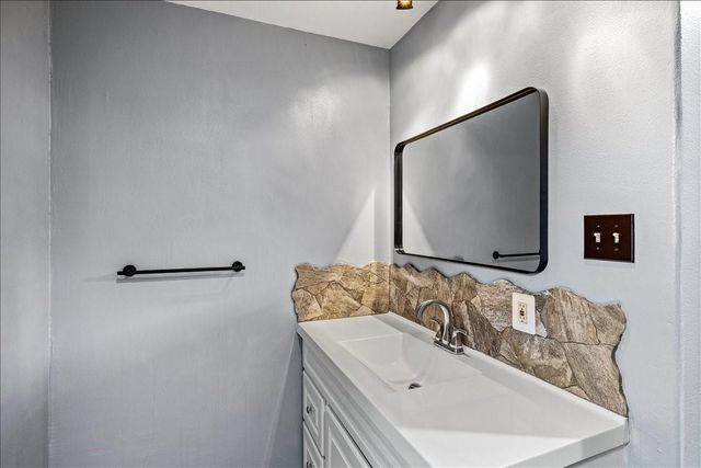 2806 Fm 646 Road N, Santa Fe, TX 77510