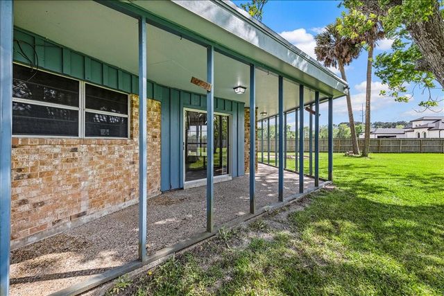 2806 Fm 646 Road N, Santa Fe, TX 77510