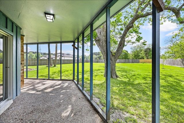 2806 Fm 646 Road N, Santa Fe, TX 77510