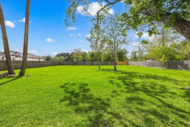 2806 Fm 646 Road N, Santa Fe, TX 77510