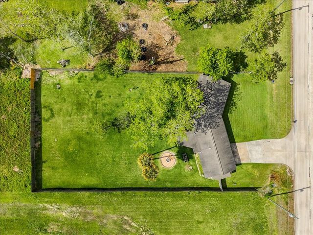 2806 Fm 646 Road N, Santa Fe, TX 77510