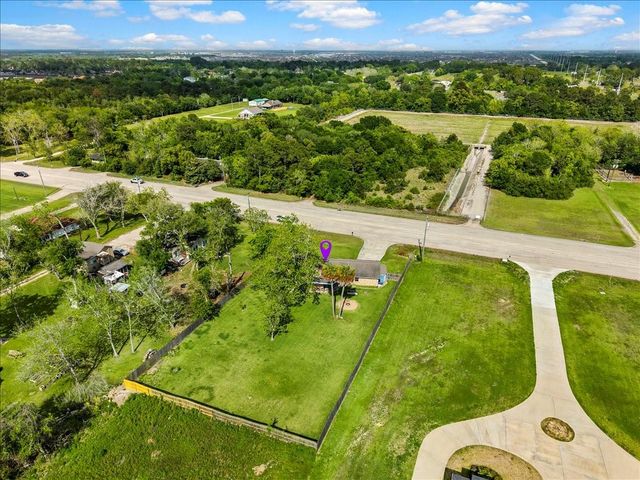 2806 Fm 646 Road N, Santa Fe, TX 77510