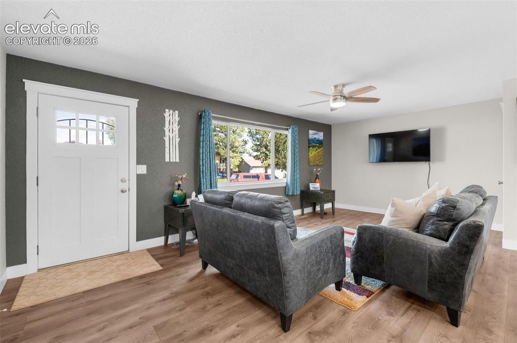 1329 Shenandoah Drive, Colorado Springs, CO 80910 — photo 3