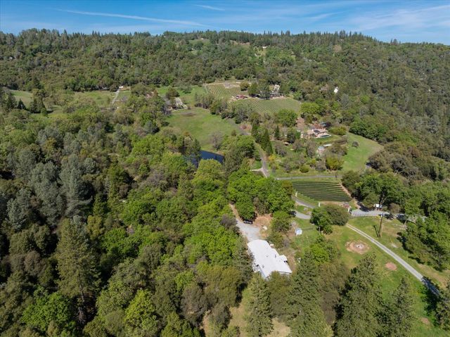 4910 Chisholm Trl, Placerville, CA 95667