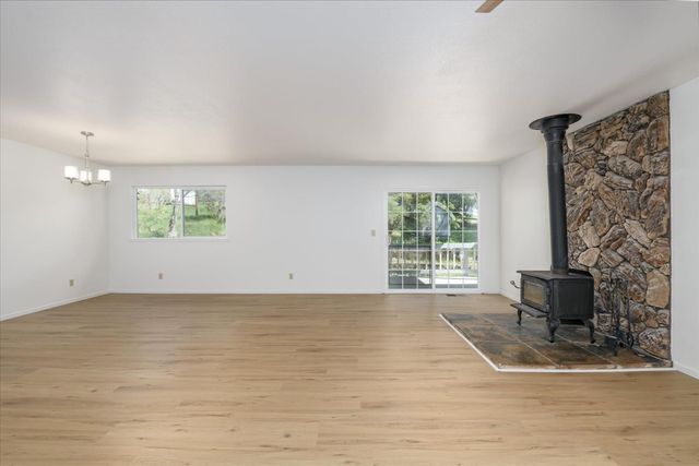 4910 Chisholm Trl, Placerville, CA 95667