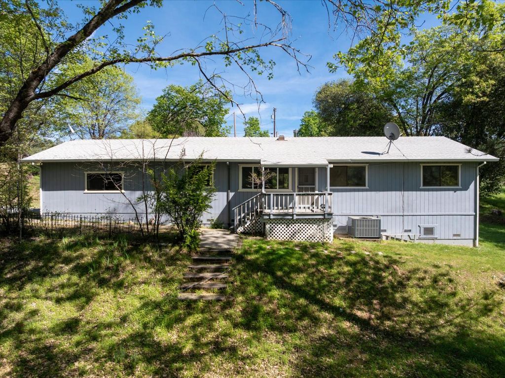 4910 Chisholm Trl, Placerville, CA 95667