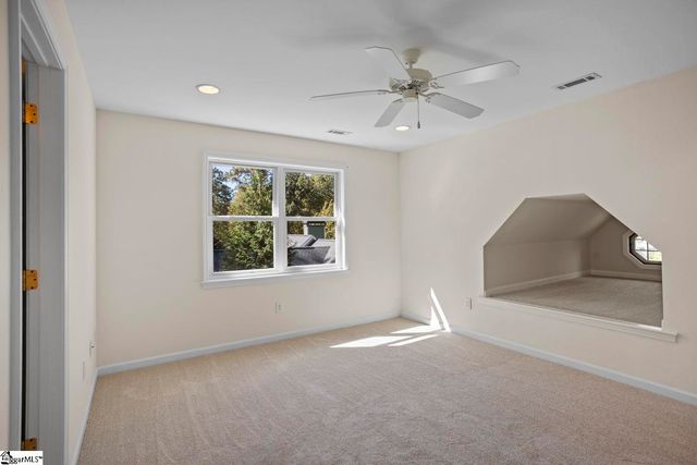 110 Pinnacle Pointe Drive, Seneca, SC 29672