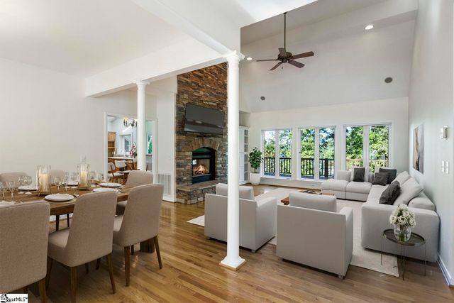 110 Pinnacle Pointe Drive, Seneca, SC 29672