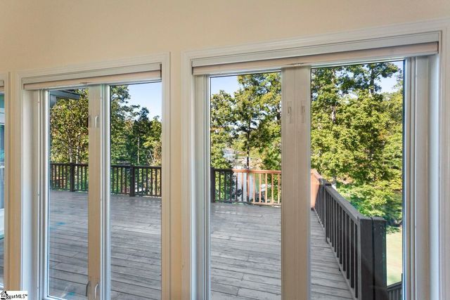 110 Pinnacle Pointe Drive, Seneca, SC 29672