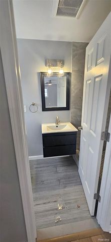 31275 Saratoga Avenue, Warren, MI 48093