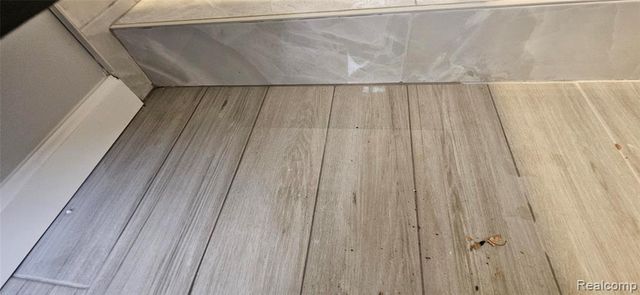 31275 Saratoga Avenue, Warren, MI 48093