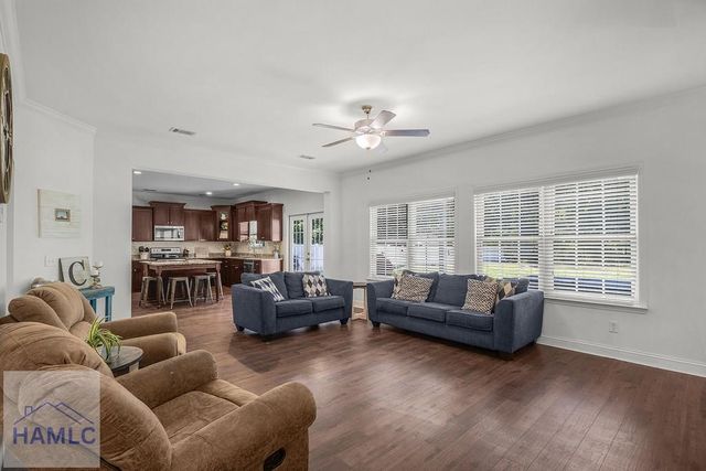 290 Kerry Drive, Richmond Hill, GA 31324