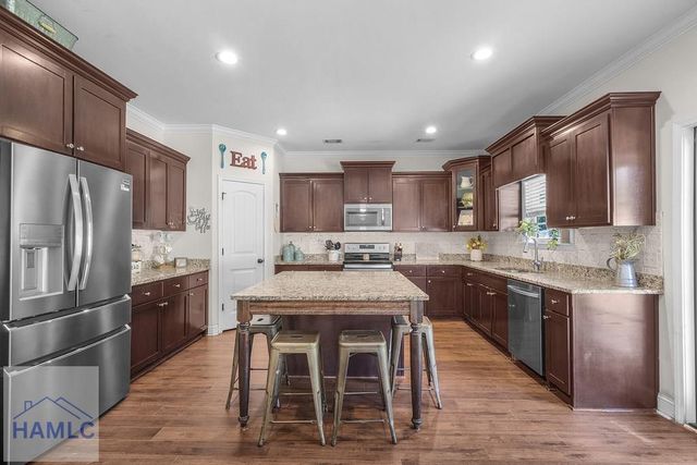 290 Kerry Drive, Richmond Hill, GA 31324