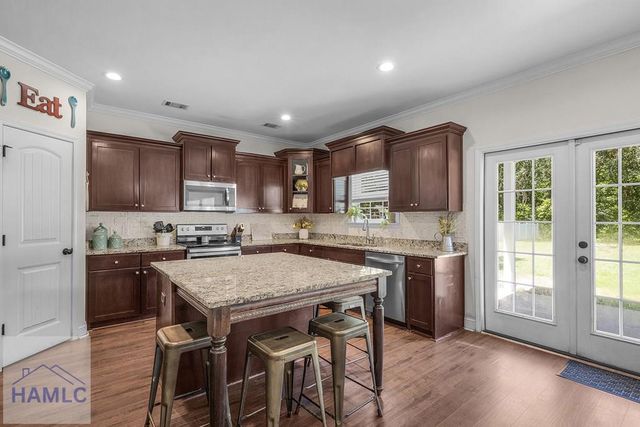 290 Kerry Drive, Richmond Hill, GA 31324
