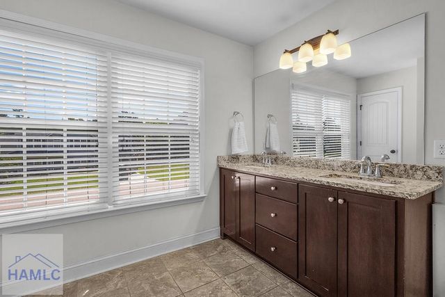 290 Kerry Drive, Richmond Hill, GA 31324