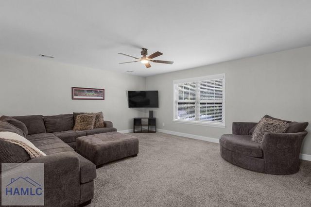 290 Kerry Drive, Richmond Hill, GA 31324