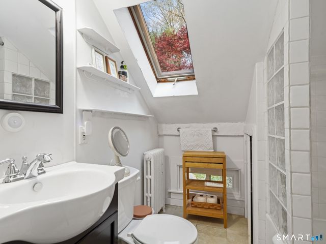 1566 Long Ridge Road, Stamford, CT 06903