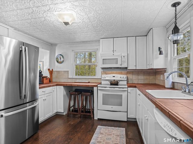 1566 Long Ridge Road, Stamford, CT 06903