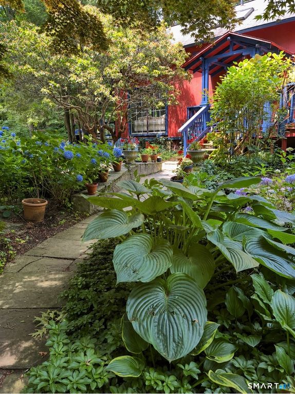 1566 Long Ridge Road, Stamford, CT 06903