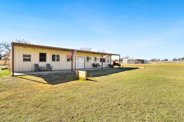 1561 Fm 934, Blum, TX 76627