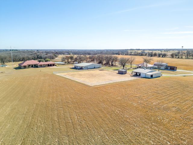 1561 Fm 934, Blum, TX 76627