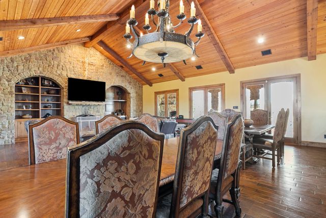 1561 Fm 934, Blum, TX 76627