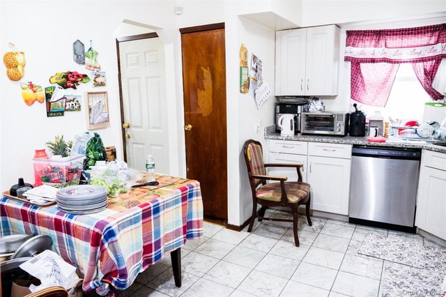 259-35 149th Road, Jamaica, NY 11422