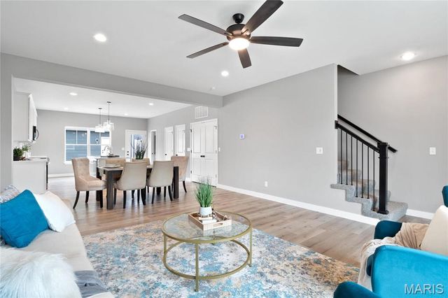 204 W State Street, O'fallon, IL 62269