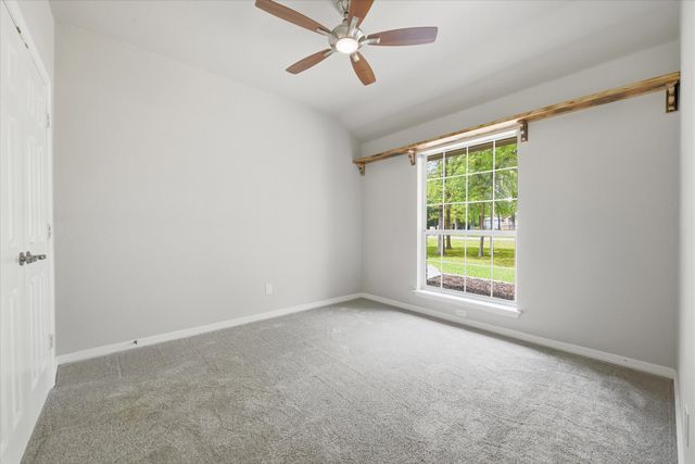 5992 Red Bud Road, Fort Worth, TX 76135