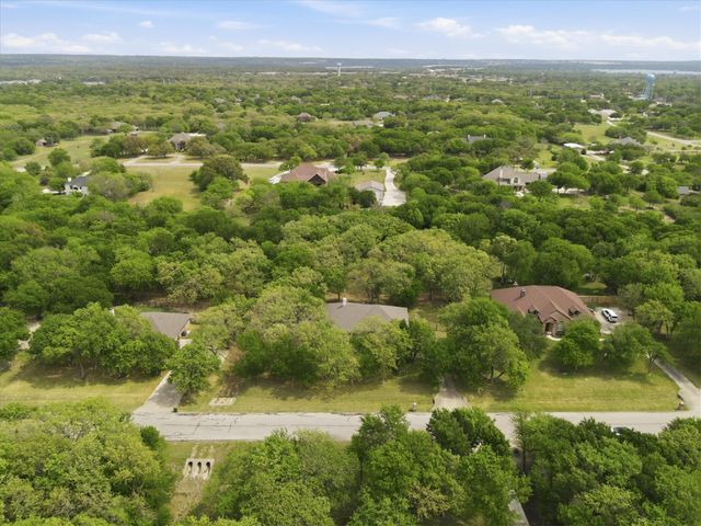 5992 Red Bud Road, Fort Worth, TX 76135