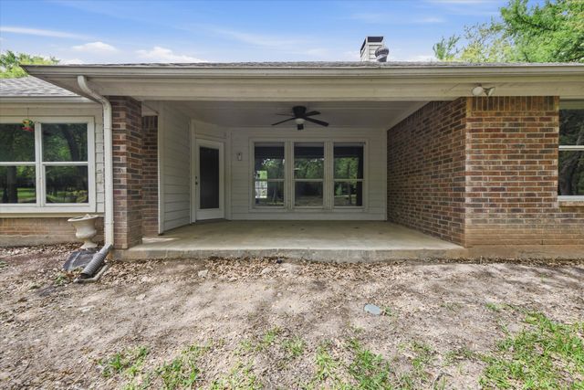 5992 Red Bud Road, Fort Worth, TX 76135