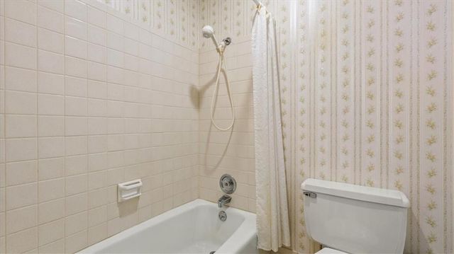 12325 W 100th Street, Lenexa, KS 66215