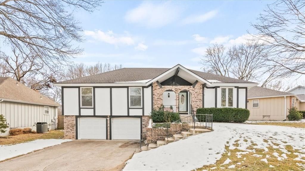12325 W 100th Street, Lenexa, KS 66215